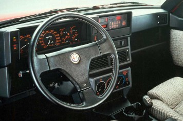 Alfa Romeo 75 1987 Turbo Evoluzione