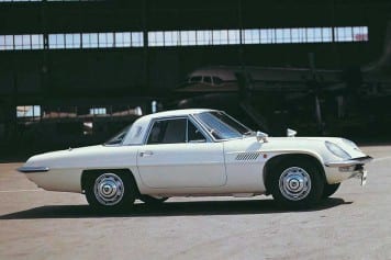 Mazda Cosmo Sport 1967 01