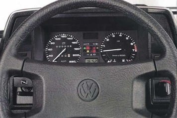 VW Passat 1988 GTS Pointer