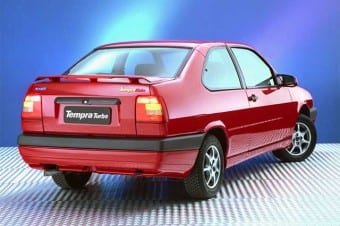 O Fiat Tempra de duas portas foi elaborado para atender à estranha preferência local