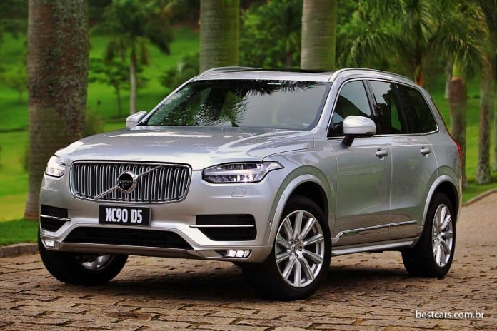 Volvo XC90 D5 01